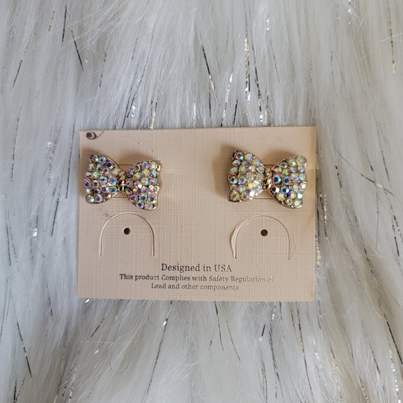 Jewelry - Iridescent Crystal Bow Earrings